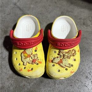 CROCS Kids' Yellow Pooh Clogs